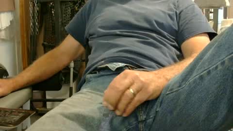 Snapshot of johnstrong699 chatting on June 28, 2026, 2:34 pm johnstrong online show from June 28, 2026, 2:34 pm