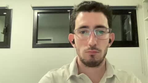 Snapshot of johnukber chatting on June 2, 2026, 1:18 am John Ukber online show from June 2, 2026, 1:18 am
