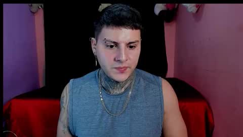 Johny online show from November 8, 2025, 4:34 am