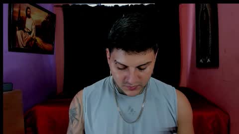 Johny online show from November 22, 2025, 6:18 pm