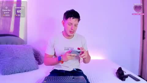 johnycooper08 online show from June 12, 2026, 12:48 pm