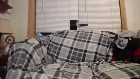 Snapshot of johstondude chatting on November 24, 2025, 2:11 am Johston online show from November 24, 2025, 2:11 am