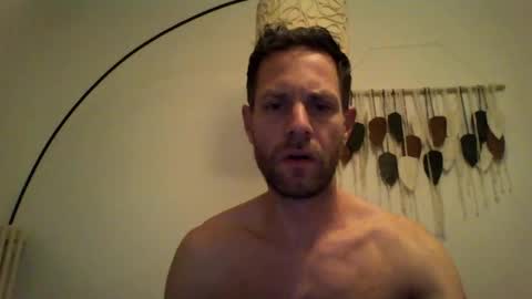 jojo19844 online show from November 8, 2025, 9:46 pm