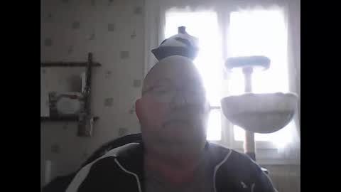 jojo60000529566 online show from December 31, 2024, 12:57 pm