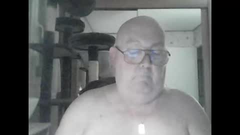 jojo60000529566 online show from February 3, 2025, 9:18 pm