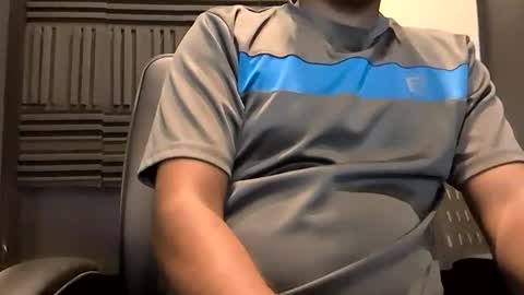 jojoseph2331 online show from October 15, 2025, 6:13 am