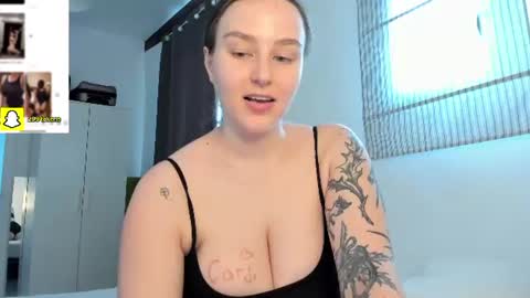Snapshot of joliejoy chatting on July 9, 2026, 6:28 am Jolie My snapchat got deleted. If you were subscribed dm me my former username or scroll down and click on snapchat media online show from July 9, 2026, 6:28 am