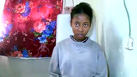joliekah27 online show from January 16, 2025, 5:11 am