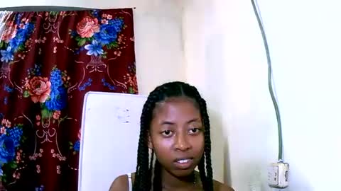 joliekah27 online show from January 19, 2025, 8:30 pm