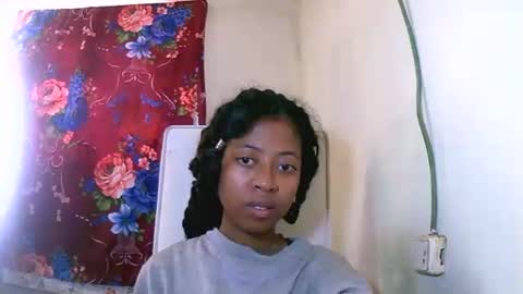 joliekah27 online show from January 27, 2025, 7:24 am