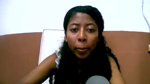 joliekah27 online show from February 4, 2025, 7:00 pm