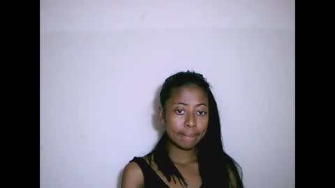 joliekah27 online show from September 22, 2025, 8:05 am