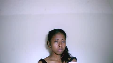 joliekah27 online show from September 22, 2025, 8:11 pm