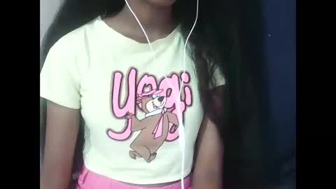 joliekah27 online show from March 2, 2026, 7:15 am