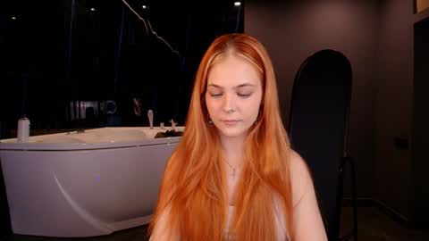 Polly  online show from January 19, 2025, 4:12 am