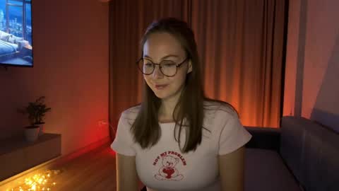 jolly_dollyy online show from April 8, 2026, 8:09 pm