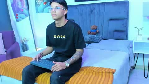 jon kael online show from September 17, 2025, 7:26 pm