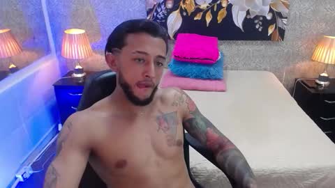 Jonas  online show from September 8, 2025, 9:03 pm