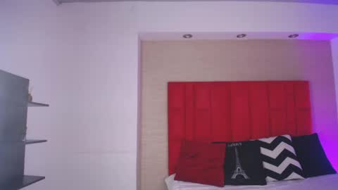 Jonas  online show from April 1, 2026, 4:02 am