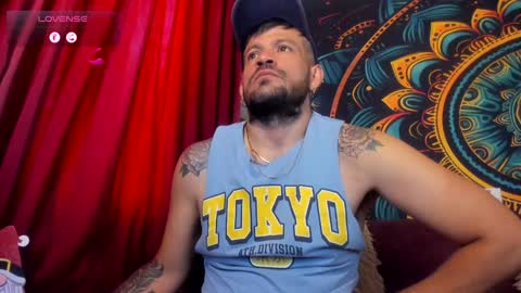 Snapshot of jonathan_rivers chatting on December 21, 2024, 5:07 pm Jonathan RiversNew online show from December 21, 2024, 5:07 pm