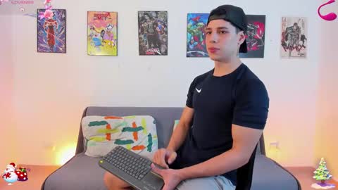 Instagram jonathanfit14 online show from December 1, 2025, 10:15 pm