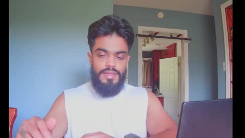 Snapshot of jonathanliyaz1 chatting on September 15, 2025, 7:47 pm royjon online show from September 15, 2025, 7:47 pm