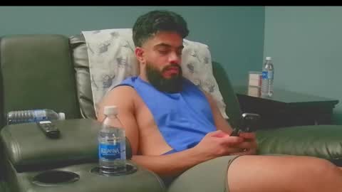 Snapshot of jonathanliyaz1 chatting on September 19, 2025, 12:23 am royjon online show from September 19, 2025, 12:23 am
