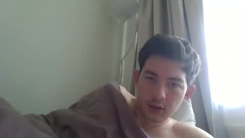 jonhy_merlin online show from April 6, 2026, 4:32 am