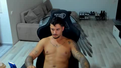 jonnyporn1 online show from October 11, 2025, 5:39 am