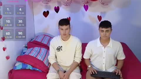 Snapshot of jordanhiltton__ chatting on February 9, 2025, 7:27 am jordanhiltton__ online show from February 9, 2025, 7:27 am