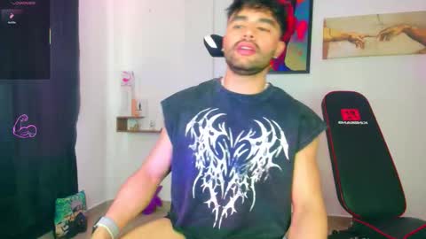 JordanRossie online show from December 21, 2025, 5:31 pm