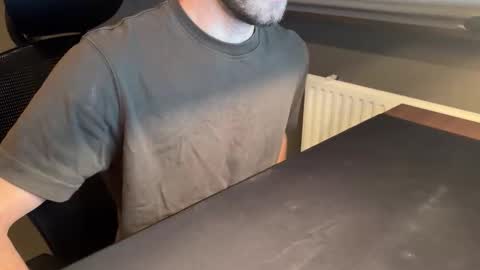 jordansolid online show from December 17, 2025, 9:15 am