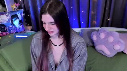 Rose online show from October 18, 2025, 10:10 pm