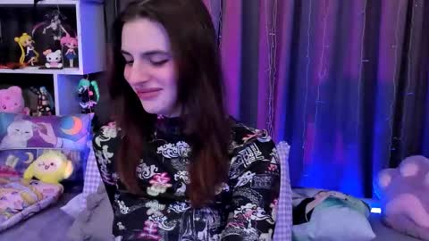 Rose online show from November 21, 2025, 5:00 pm