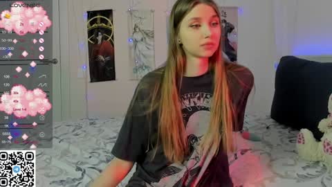 Mila online show from February 9, 2025, 12:06 am