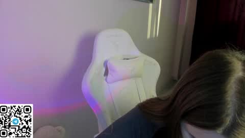 Snapshot of jorroger chatting on July 1, 2026, 2:02 am Mila online show from July 1, 2026, 2:02 am