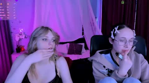 jose_fairy online show from April 15, 2026, 7:10 pm