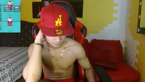 jose_sexycumm online show from November 4, 2025, 9:14 pm