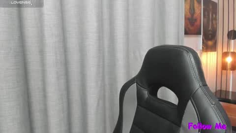 Snapshot of joselyn_sexy_ chatting on December 20, 2024, 9:39 pm Katalina online show from December 20, 2024, 9:39 pm