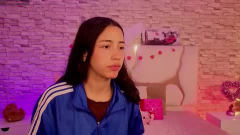 Joselyn  online show from February 11, 2026, 12:10 pm