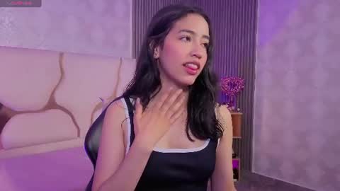 Joselyn  online show from July 16, 2026, 12:33 pm