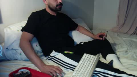 josephs1990 online show from January 10, 2025, 2:14 am