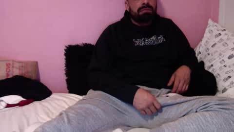 josephs1990 online show from February 14, 2025, 2:28 am