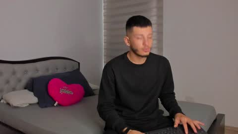 Dilany Josh online show from December 29, 2024, 1:38 pm