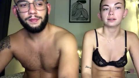 josh_xo online show from October 12, 2025, 2:49 pm