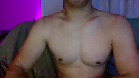 joshasian0713 online show from December 2, 2025, 11:15 am