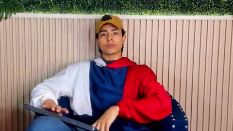 Snapshot of joshrashford chatting on October 5, 2025, 11:30 am Josh Rashford online show from October 5, 2025, 11:30 am