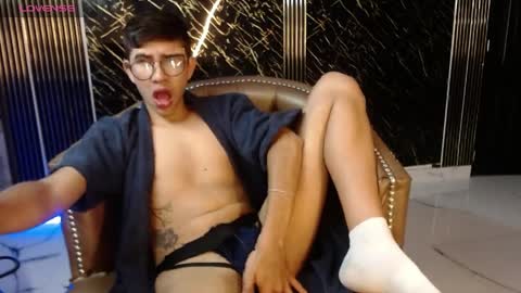 Snapshot of joshua_saenz_ chatting on April 11, 2026, 4:06 am joshua_saenz_ online show from April 11, 2026, 4:06 am