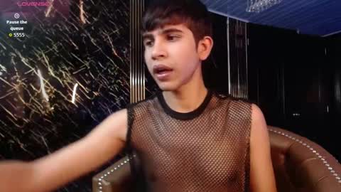 Snapshot of joshua_saenz_ chatting on May 5, 2026, 3:14 am joshua_saenz_ online show from May 5, 2026, 3:14 am