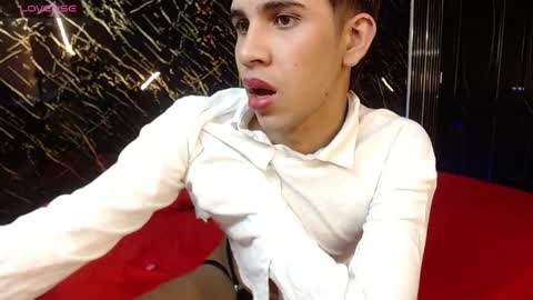 Snapshot of joshua_saenz_ chatting on May 17, 2026, 11:34 pm joshua_saenz_ online show from May 17, 2026, 11:34 pm
